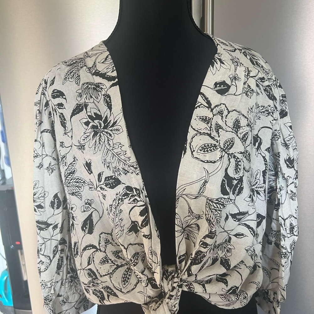 JAPNA Floral Tie-Front Blouse